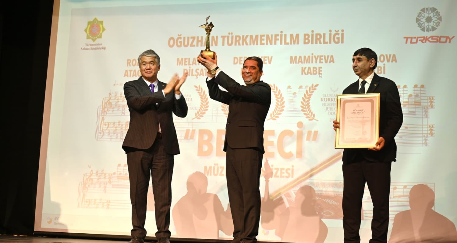 turkmen-film-composer-awards-ankara-turksoy