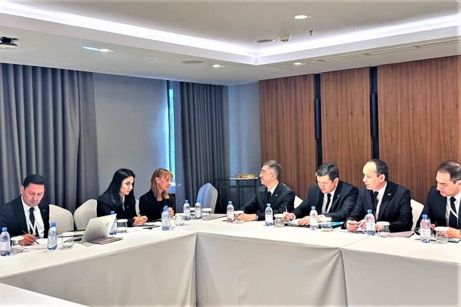 turkmenistan-we-spacex-sanly-hyzmatdaslygy-osdurmage-gyzyklanma-bildiryandiklerini-tassyklady