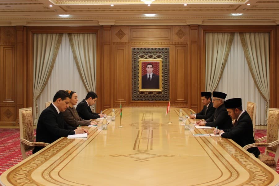 Aşgabat we Jakarta diplomatik özara gatnaşyklaryň täze tapgyryna başlaýarlar