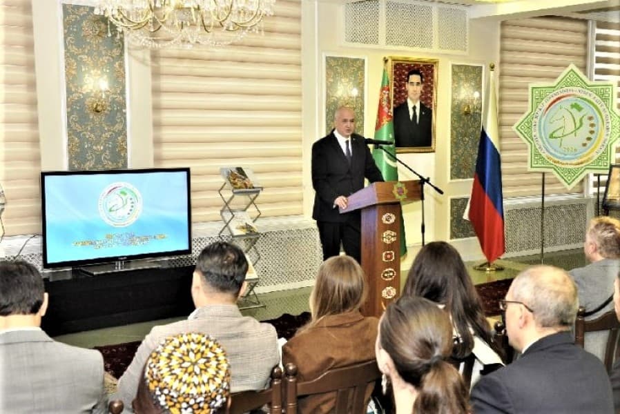 meeting-turkmen-embassy-moscow-brought-together-diplomacy-and-symbol-year-akhal-teke-horse