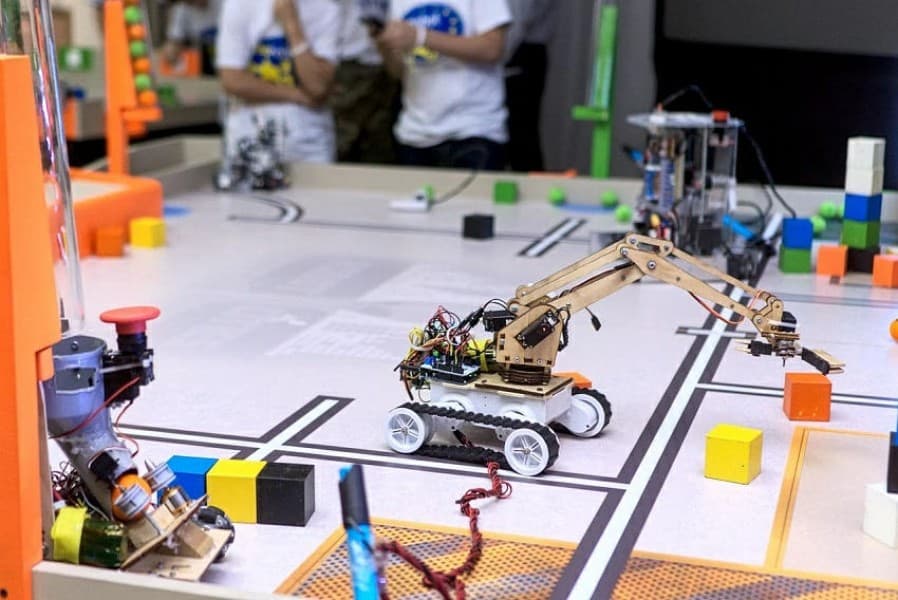 turkmen-school-students-participate-stem-olympiad-astana