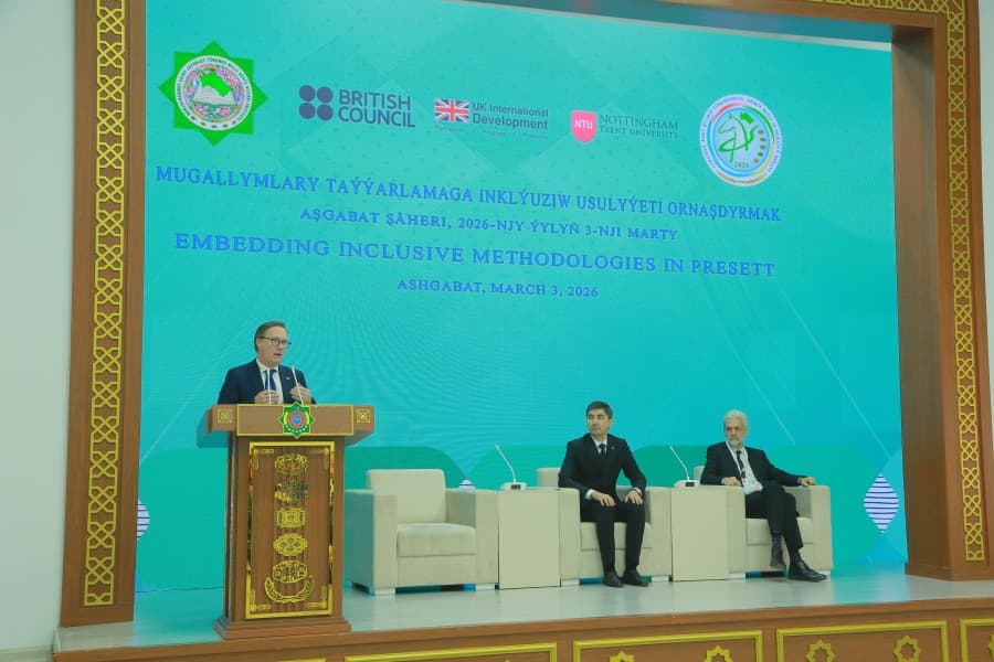 novye-vysoty-v-prepodavanii-anglijskogo-yazyka-v-turkmenistane-istoricheskij-simpozium