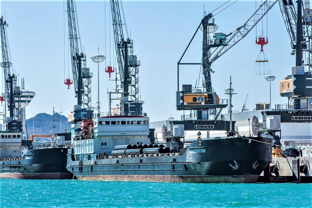 ports-turkmenbashi-and-baku-strengthen-caspian-logistics-alliance