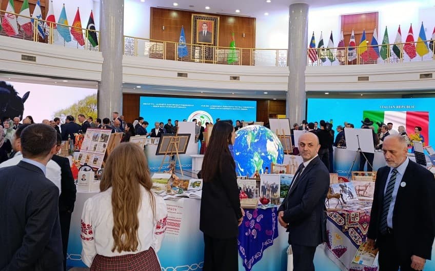 posolstvo-azerbajdzhana-prinyalo-uchastie-v-mezhdunarodnoj-vystavke-den-diplomatii-prohodivshej-v-turkmenistane