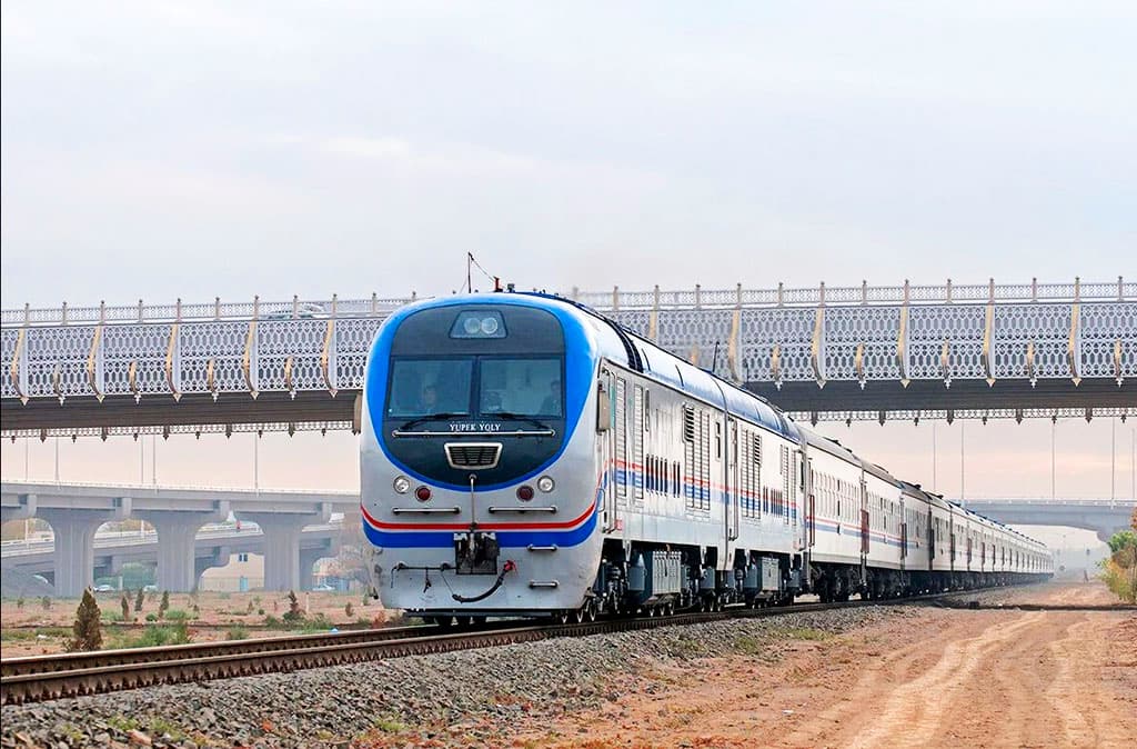 ogranichenie-na-passazhirskie-zheleznodorozhnye-perevozki-v-turkmenistane-prodleno-do-1-iyulya