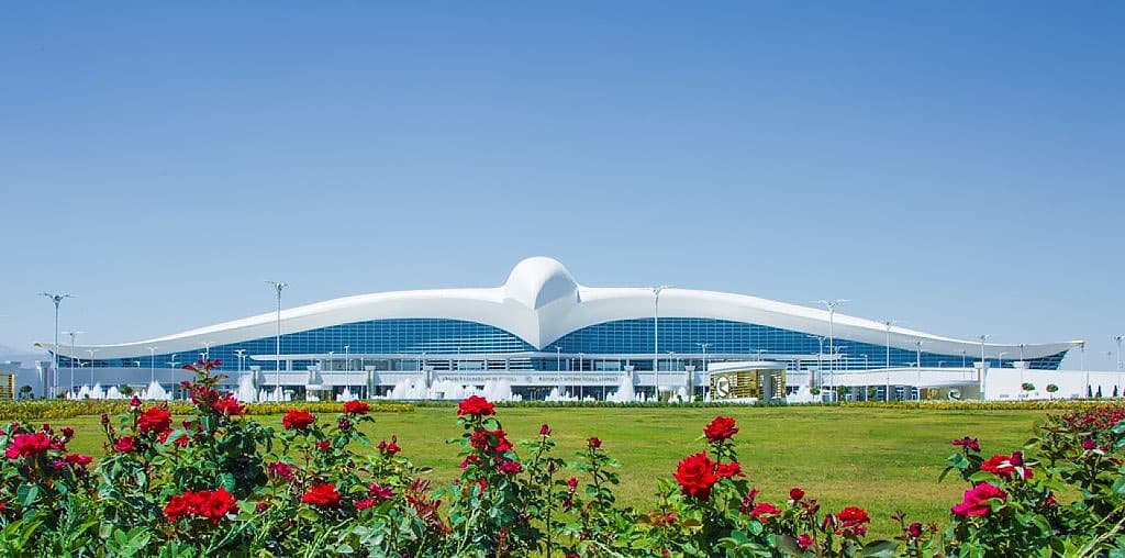 Россия провела очередной вывозной авиарейс своих граждан из Туркменистана