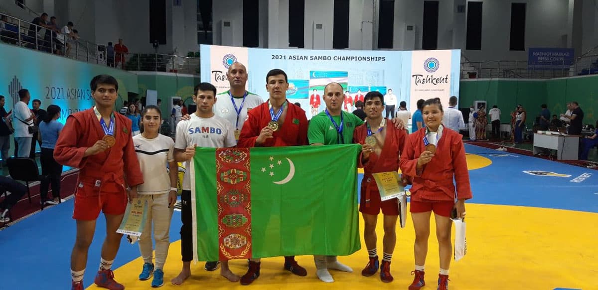turkmenskie-sambisty-zavoevali-13-medalej-na-pervenstvah-azii-v-tashkente