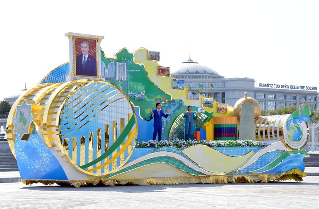 A tender has been announced for a festive car decoration to participate in the parade