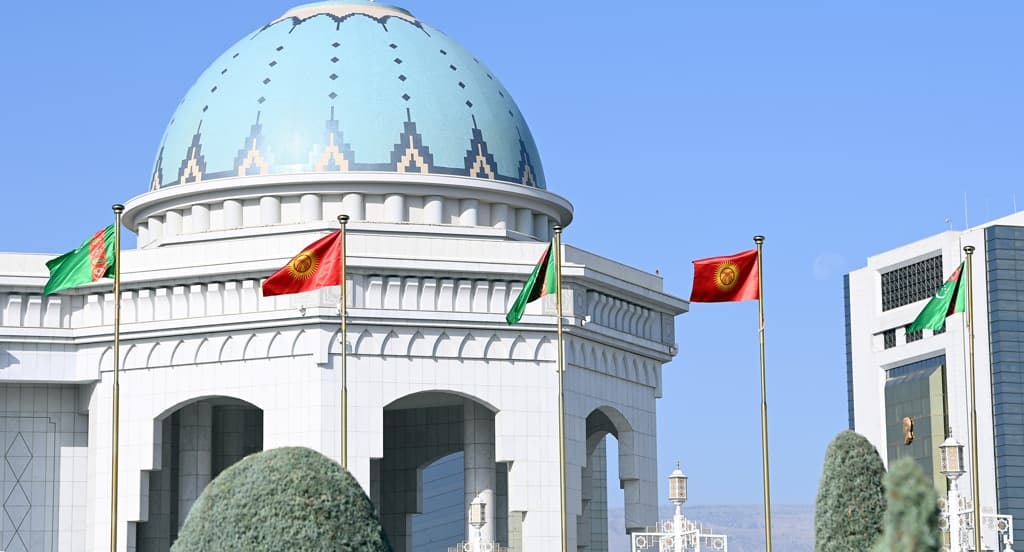 Japarov with a delegation took off for Turkmenistan to participate in the summit of heads of CA