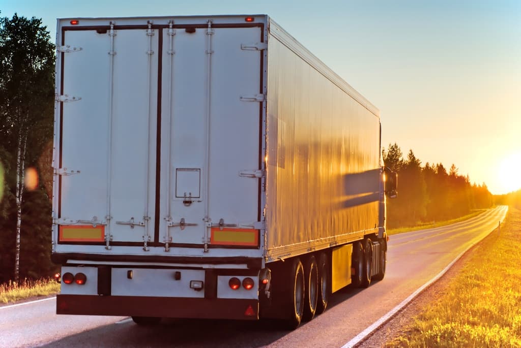 Turkmenawtoulaglary Agency accepts applications for foreign permits for carriage of goods