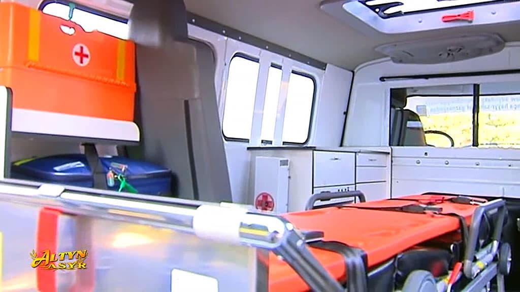 10 ambulance cars were transferred to Akhal paediatric units