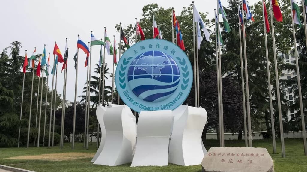 berdimuhamedov-takes-part-sco-summit-dushanbe