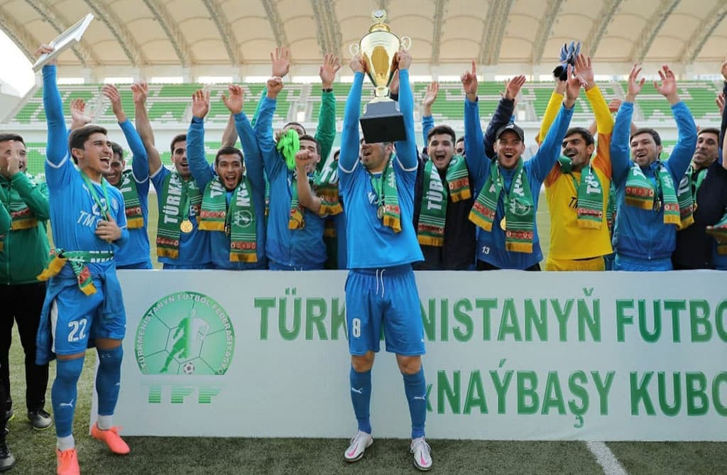 forvard-altyn-asyra-o-pobede-v-superkubke-nashi-uspehi-eto-upornyj-trud-vsej-komandy