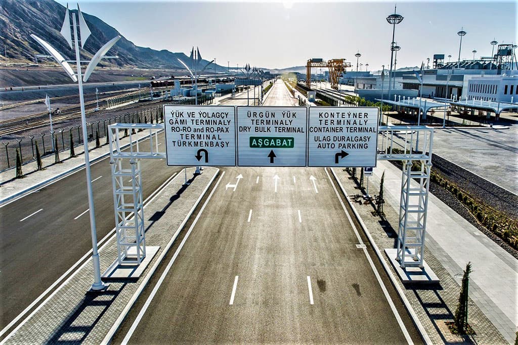 ECO: through regional corridors to global markets