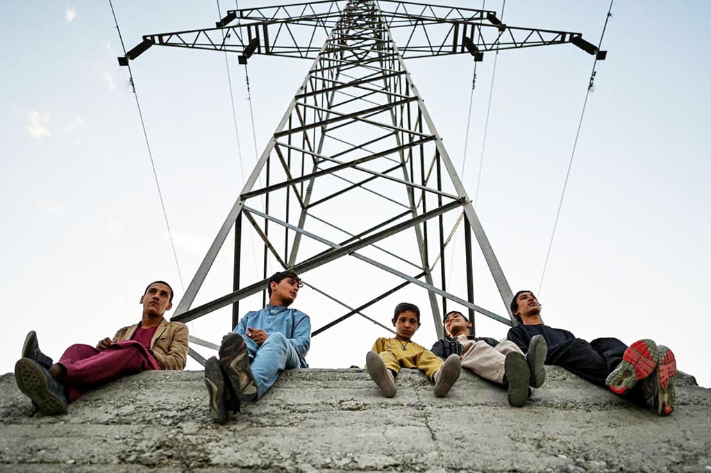 Taliban resume work on regional energy projects
