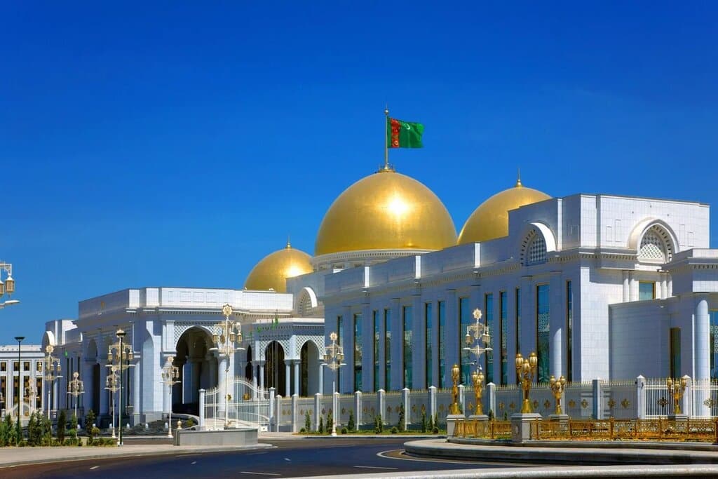 Presidents of Turkmenistan and Russia exchanged congratulations on the occasion of the 30th anniversary of diplomatic relations