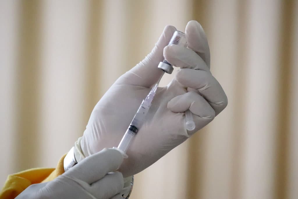 В Туркменистан доставили основные вакцины для плановой иммунизации детей