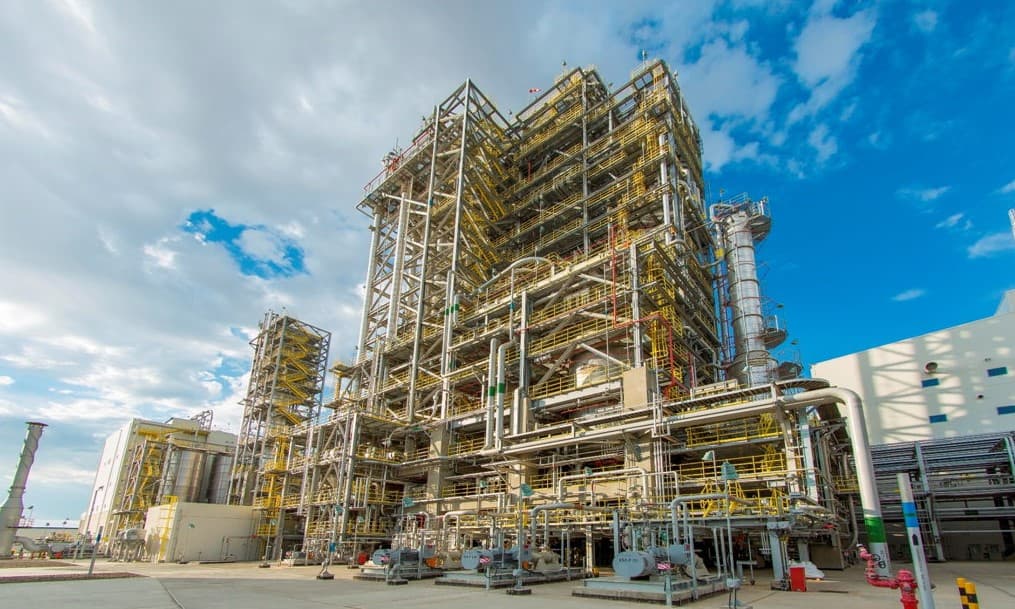 torgi-na-gtsbt-turkmenskij-biznes-priobrel-nefteprodukty-i-kovry-ruchnoj-raboty