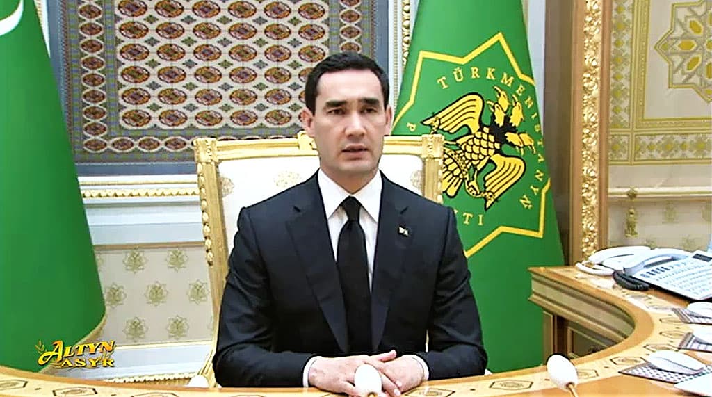 serdar-berdymuhamedov-postavil-zadachi-po-sozdaniyu-novyh-rabochih-mest