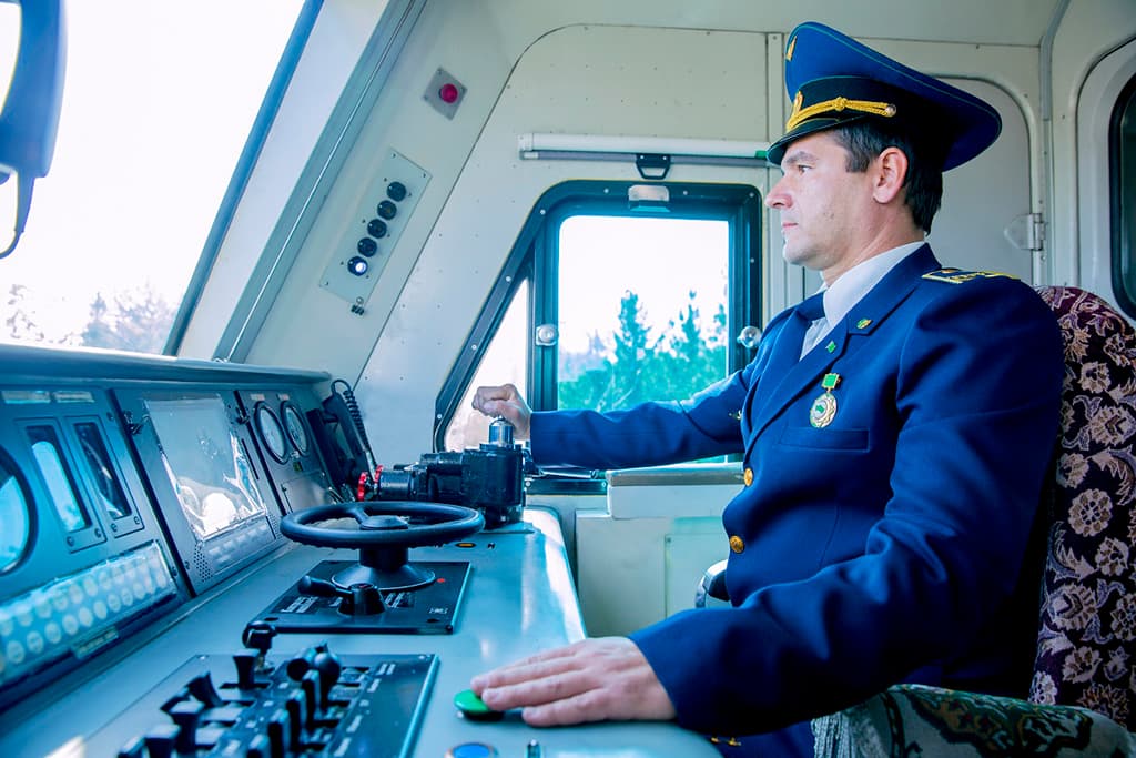 grafik-dvizheniya-passazhirskih-poezdov-v-turkmenistane-izmenitsya-s-1-iyulya