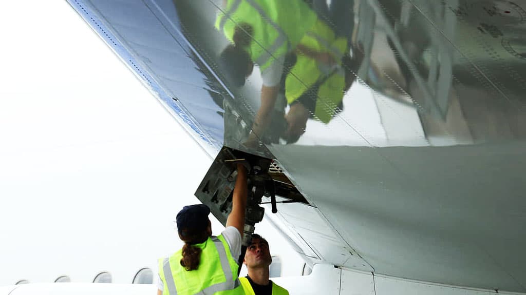 TDHÇMB-niň söwdalary: Jet A-1 uçarkerosininiň bahasy 10%-den gowrak ýokarlandy