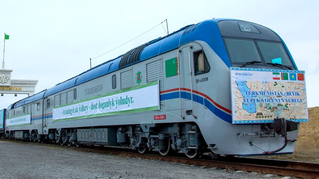 zheleznaya-doroga-kazahstan-turkmenistan-iran-znachimaya-chast-evrazijskoj-seti