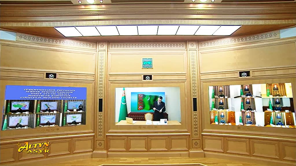 government-turkmenistan-goes-vacation-month