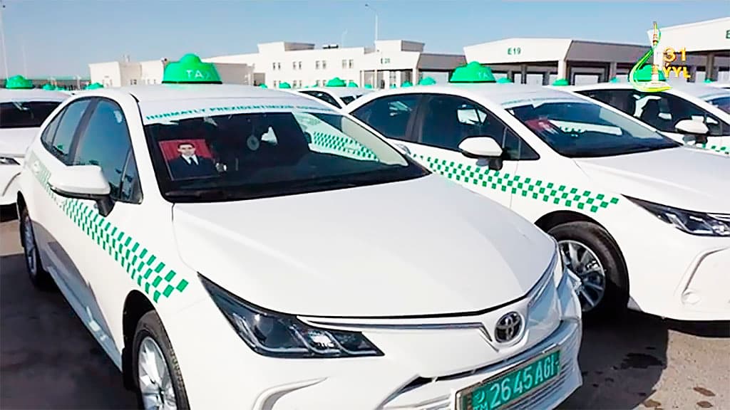 marshrut-postroen-v-ashhabade-zapustili-150-novyh-taksi