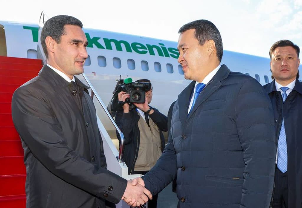 Türkmenistanyň Prezidenti Serdar Berdimuhamedow Astana bardy