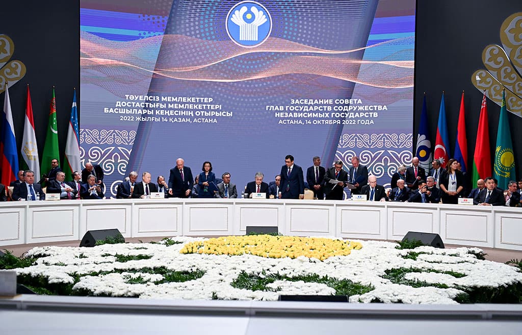 GDA-nyň sammiti bilelikdäki resminamalara gol çekilmegi bilen tamamlandy