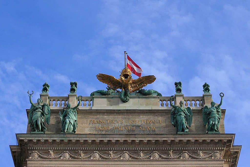 Awstriýa hemişelik bitaraplygynyň 67 ýyllygyny belleýär