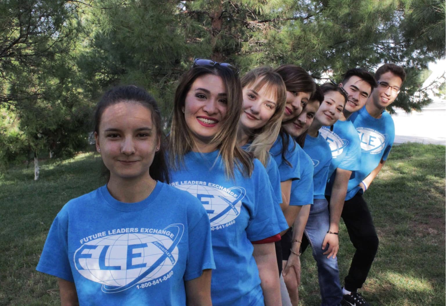 «FLEX» maksatnamasy Türkmenistanyň mekdep okuwçylaryny ABŞ-da okamak üçin bäsleşige gatnaşmaga çagyrýar