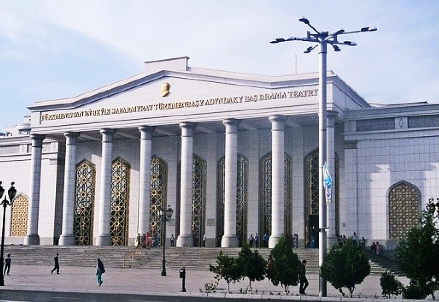 S.Turkmenbashi Drama Theater will present the premiere of the comedy "Ah, you women..."