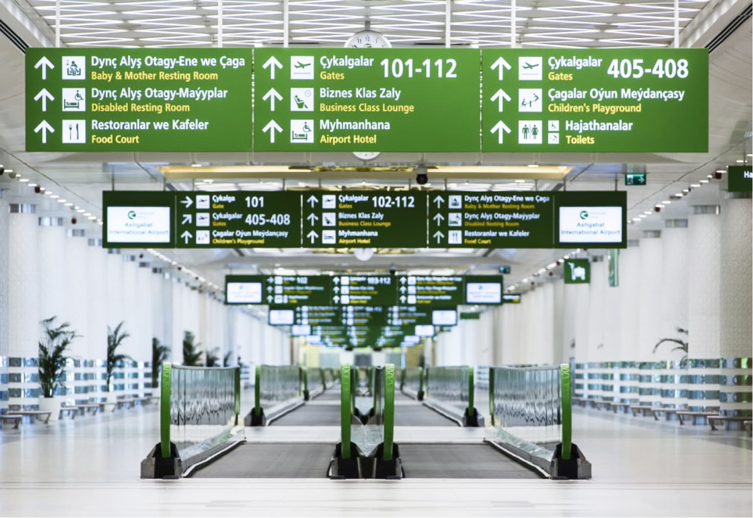 Buying tickets for international and domestic flights is available through the Çapar app