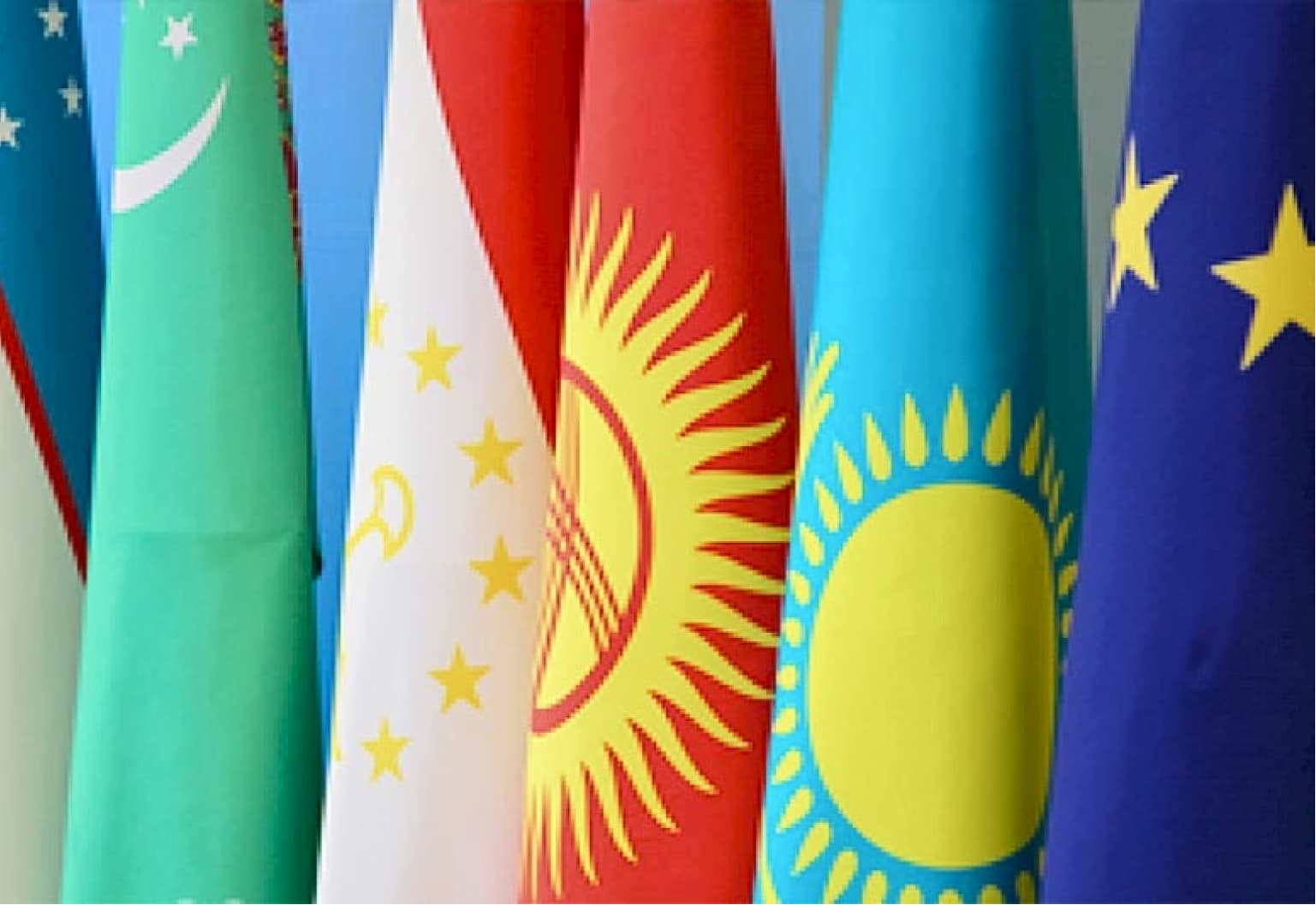 ÝB we Merkezi Aziýa ýurtlary özara ykdysady gatnaşyklary ösdürmegi maksat edinýärler