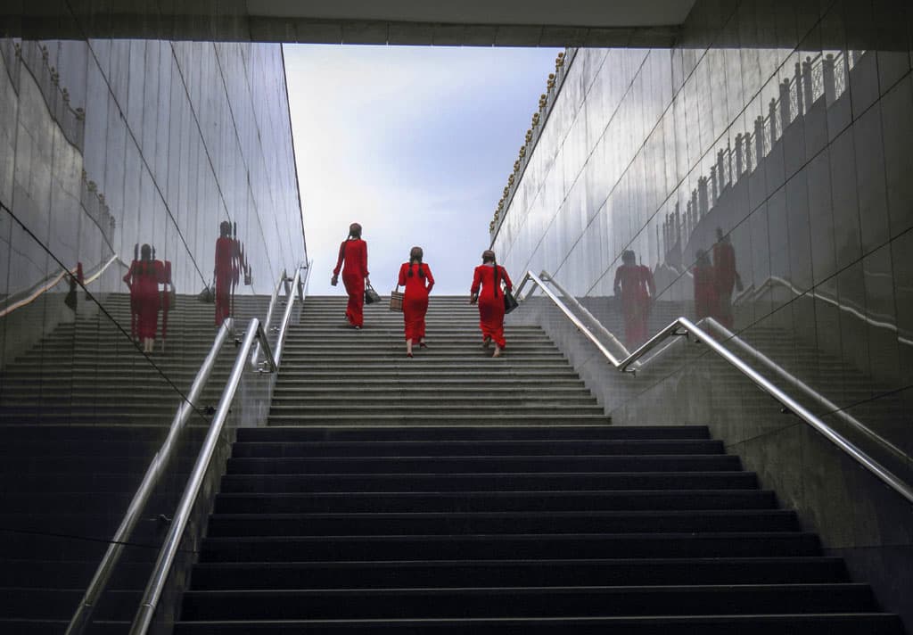 mir-glazami-sootechestvennikov-v-moskve-otkrylas-personalnaya-fotovystavka-vyacheslava-sarkisyana