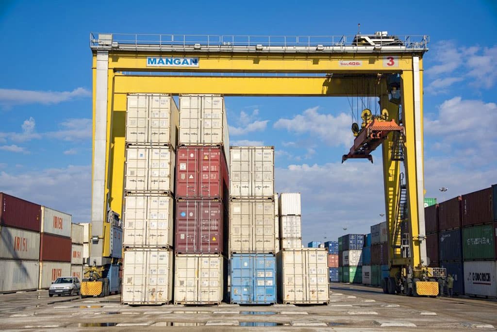 kolichestvo-gruzovikov-peresekayushchih-turkmeno-iranskuyu-granicu-vyroslo-za-mesyac-v-3-raza