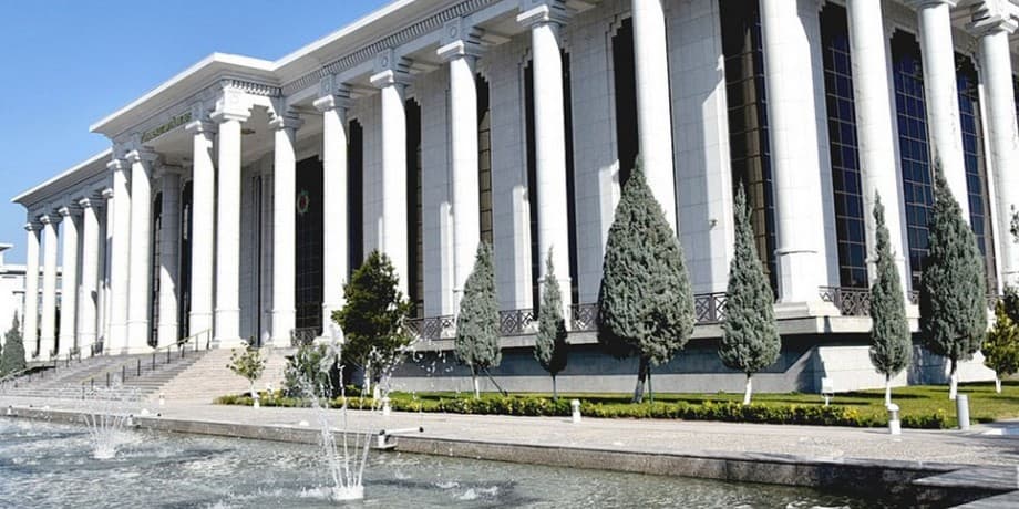 Türkmenistanyň Mejlisi 2023-nji ýyl üçin döwlet býujeti hakynda kanun taslamasyny tassyklady