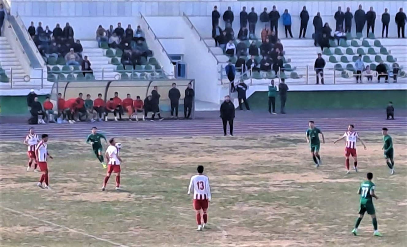 kak-na-poslednyuyu-bitvu-merv-nanes-pervoe-porazhenie-chempionu-strany-ahalu