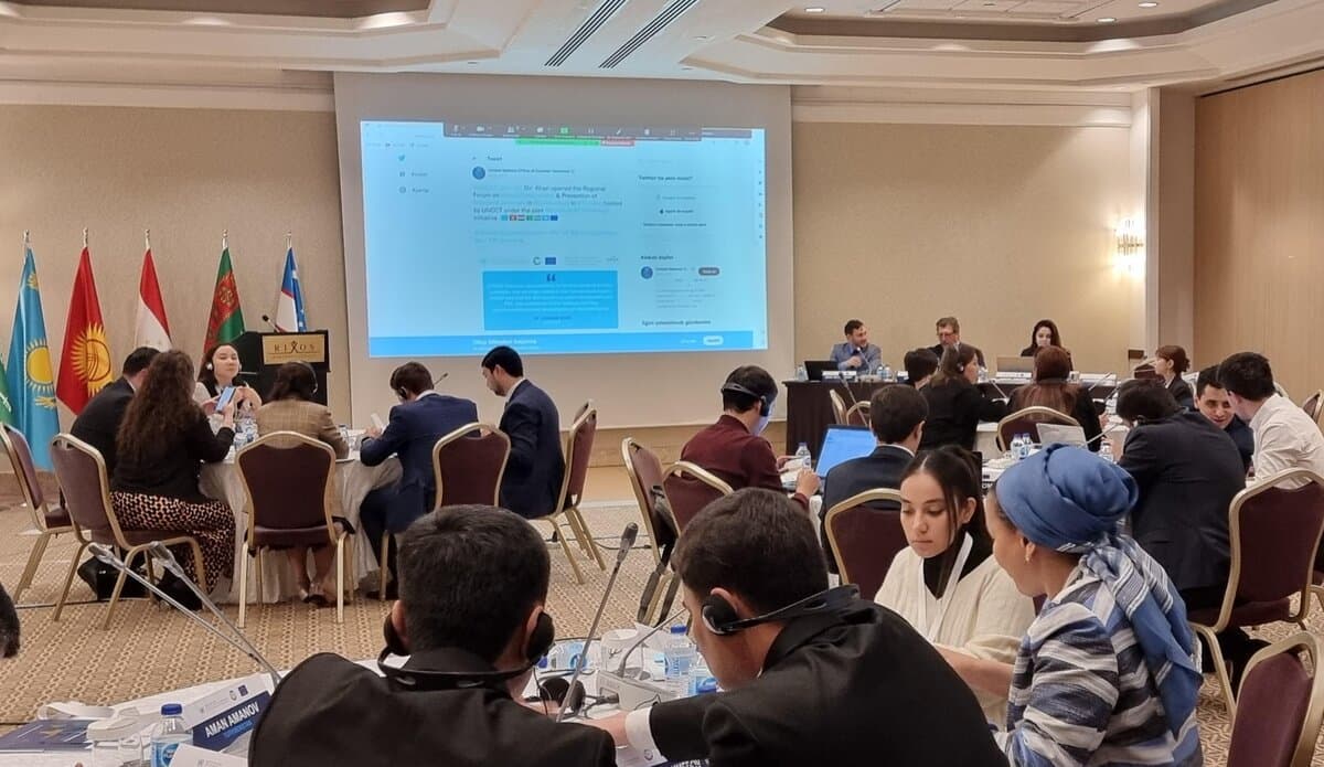 MA-da zorlukly ekstremizmiň öňüni almak meseleleri sebitara forumda maslahatlaşyldy