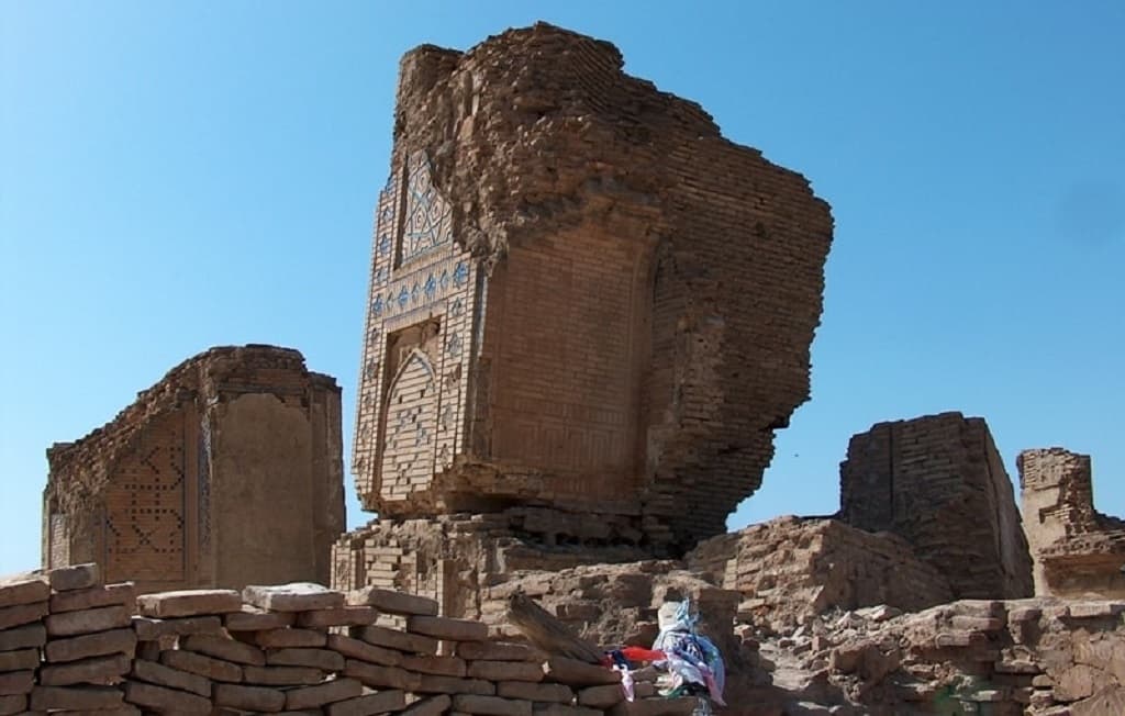 anau-prinimaet-estafetu-kulturnoj-stolicy-tyurkskogo-mira-2024