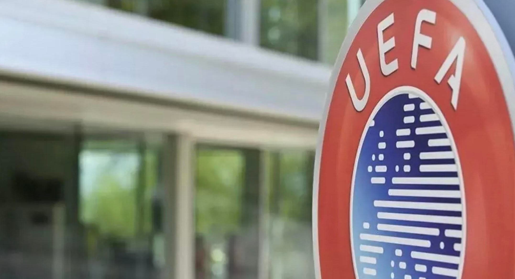 Russiýanyň UEFA-dan çykmasy tizleşdirilen halatynda, ol AFK-nyň oýunlaryna gatnaşmaga umyt edýär