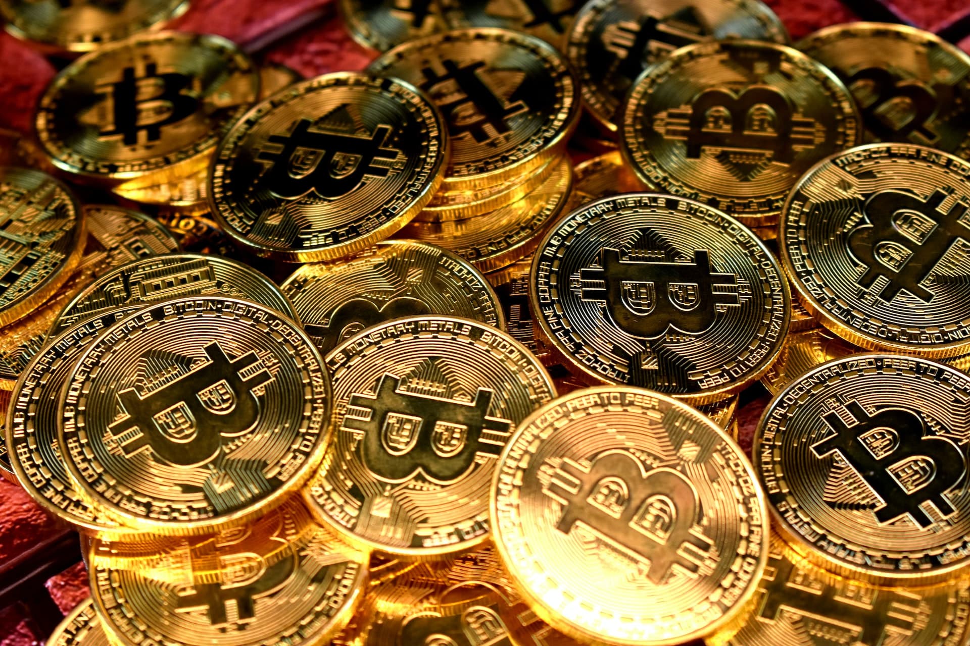 Bloomberg: В ближайшее время биткоин может подорожать на 40%