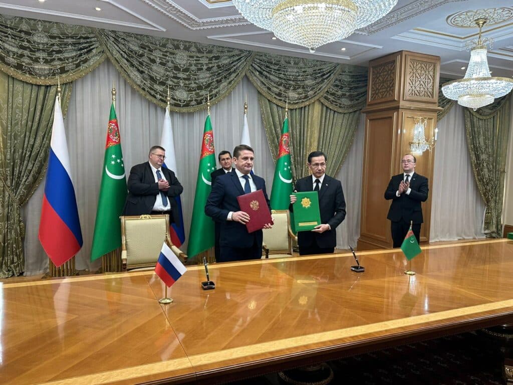Сохранение осетровых и аквакультура - Росрыболовство налаживает связи в Туркменистане
