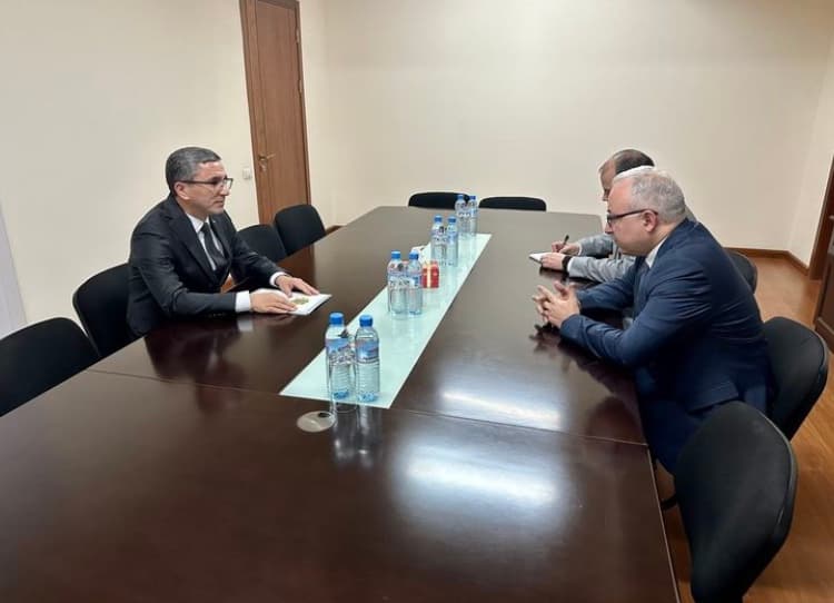 obsuzhdeny-voprosy-organizacii-dnej-kultury-turkmenistana-v-armenii