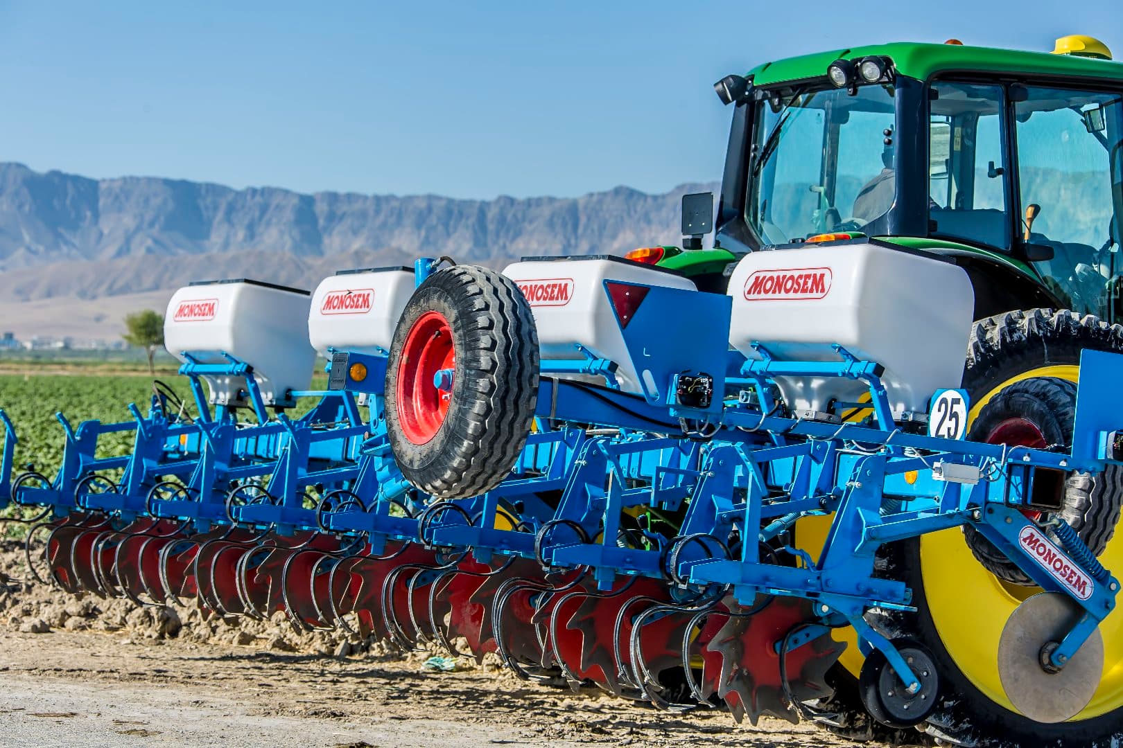 turkmenistanyn-prezidenti-pagtacylary-2023-nji-yylyn-hasyly-ucin-hemme-zerurlyklar-bilen-upjun-etmegi-tabsyrdy