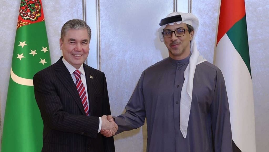 Gurbanguly Berdimuhamedov held talks with the Deputy Prime Minister of the UAE