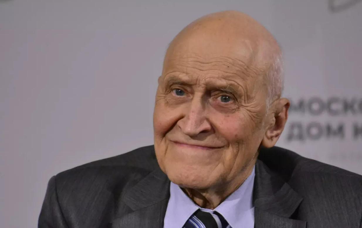 Drozdov, who was a vegetarian for almost 50 years, recognized the importance of meat in the diet