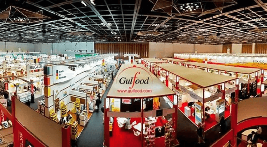 Dubaýda geçirilen “Gulfood 2023” sergisinde türkmen kompaniýalarynyň önümleri görkezildi
