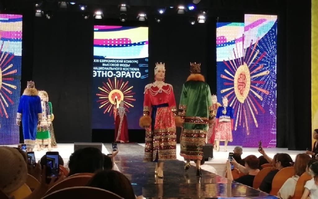 turkmenskie-modelery-priglashayutsya-na-evrazijskij-konkurs-vysokoj-mody